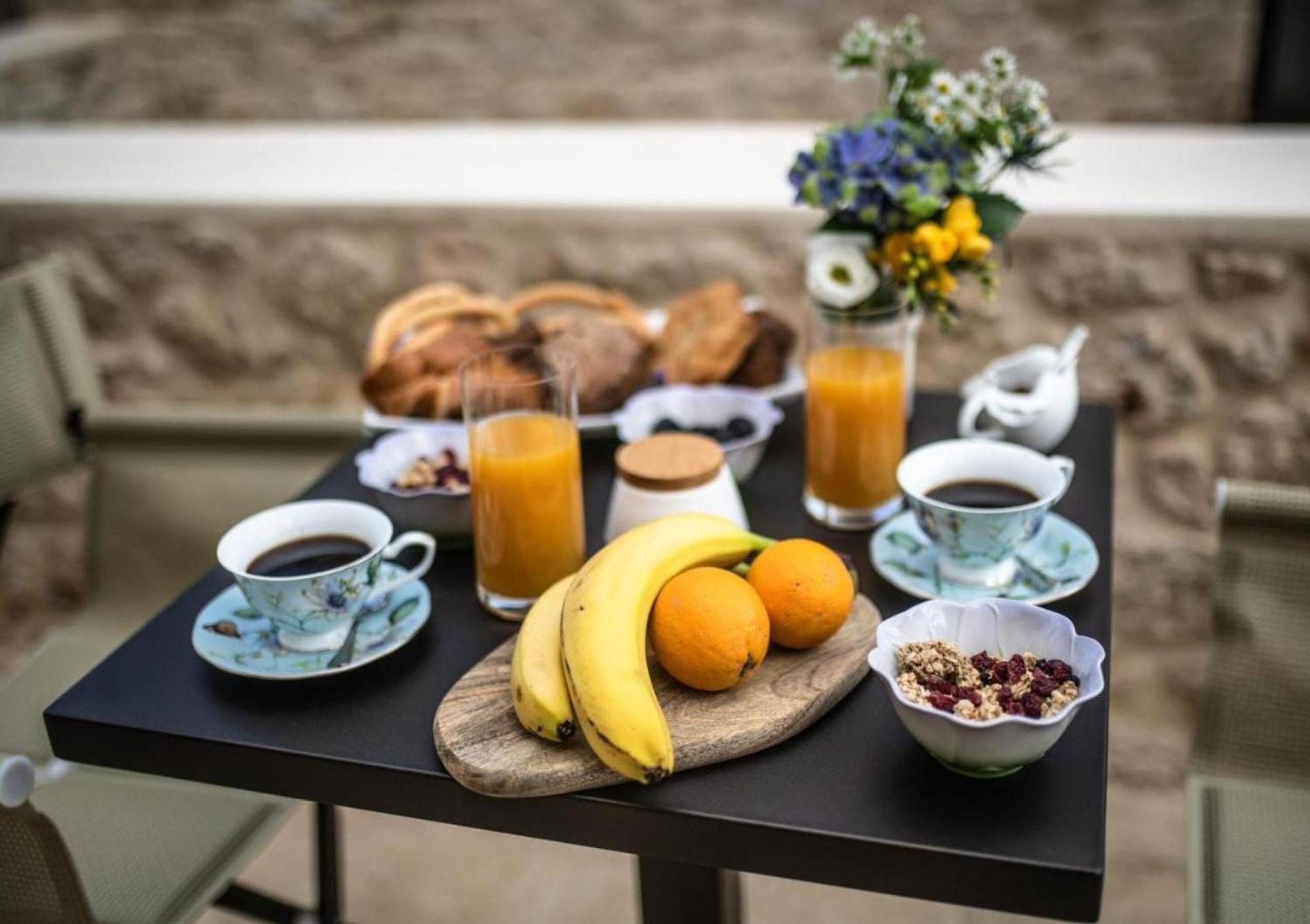 Korona Boutique Hotel Oítilon Dış mekan fotoğraf